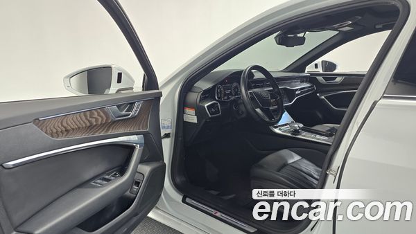 Audi A6 2021, фото 10
