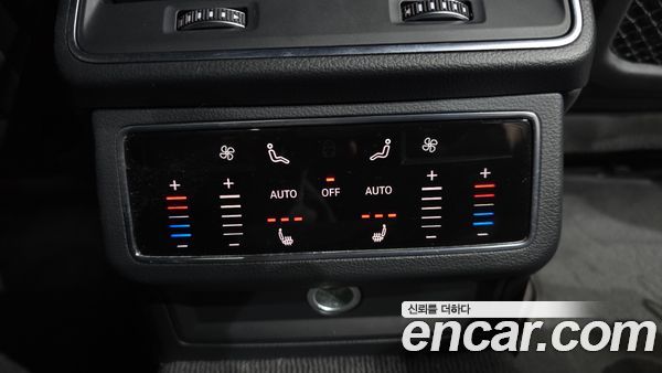 Audi A6 2021, фото 19