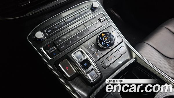 Hyundai Santa Fe 2021, фото 9