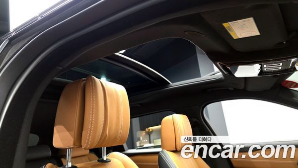 Land Rover Range Rover Velar 2023, фото 17