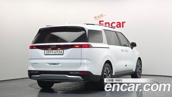 Kia Carnival 2023, фото 2