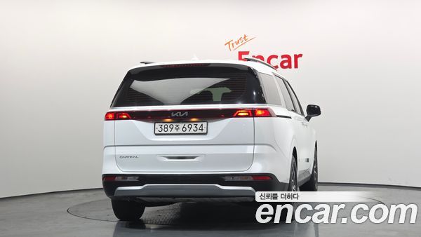 Kia Carnival 2023, фото 4