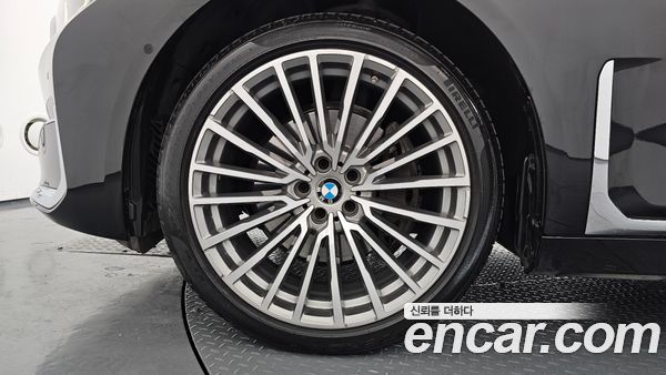 BMW 7 Series 2021, фото 5