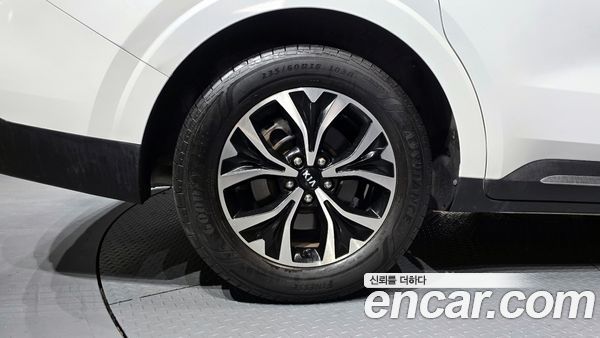 Kia Carnival 2021, фото 5