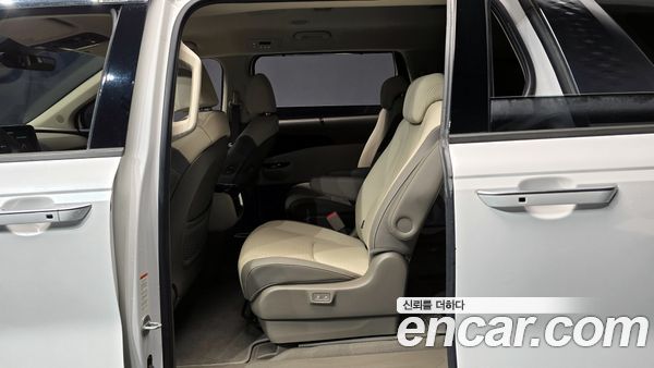 Kia Carnival 2021, фото 12
