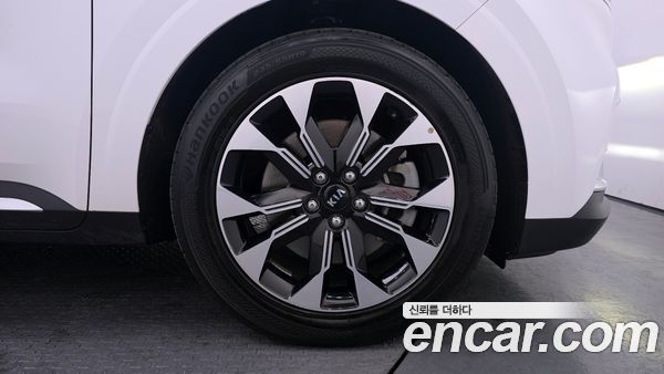 Kia Carnival 2021, фото 5