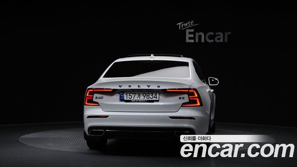 Volvo S60 2021, фото 4