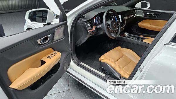 Volvo S60 2021, фото 11