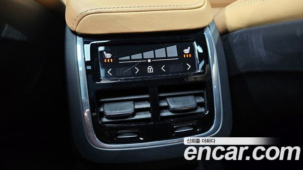 Volvo S60 2021, фото 17