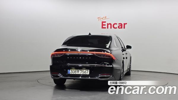 Hyundai Grandeur 2022, фото 4