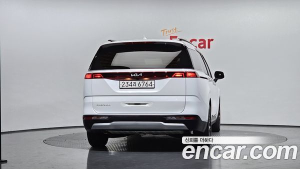 Kia Carnival 2022, фото 4