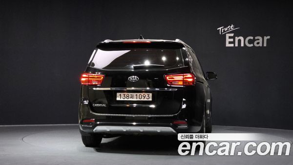 Kia Carnival 2020, фото 4
