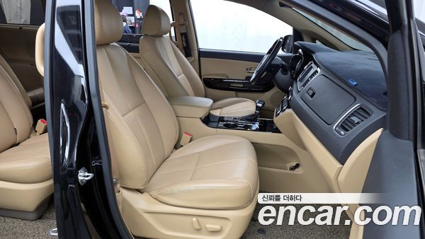 Kia Carnival 2020, фото 11