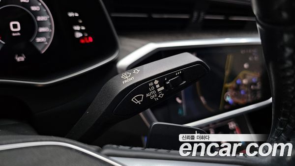 Audi A6 2021, фото 15