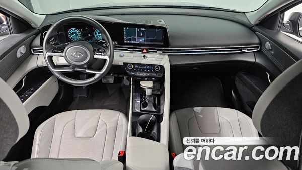 Hyundai Elantra 2022, фото 7
