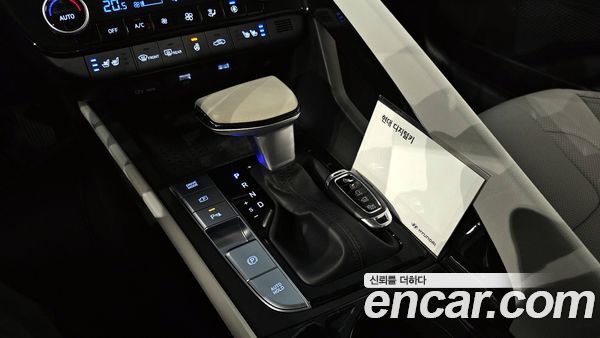 Hyundai Elantra 2022, фото 9