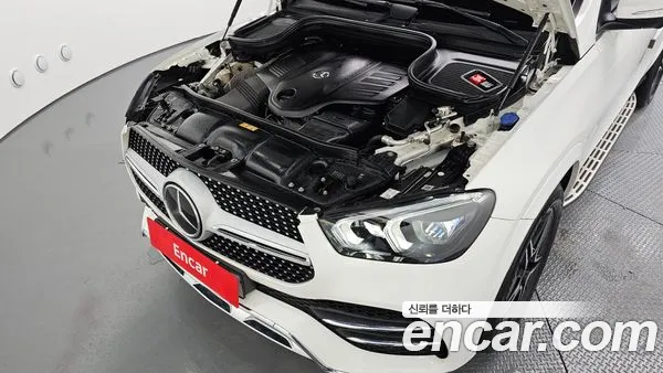 Mercedes-Benz GLE 2021, фото 6
