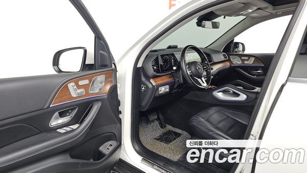 Mercedes-Benz GLE 2021, фото 10