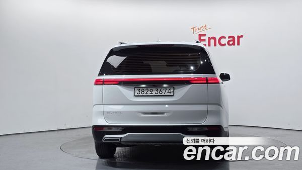 Kia Carnival 2023, фото 4