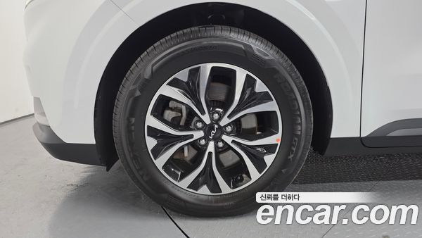 Kia Carnival 2023, фото 5