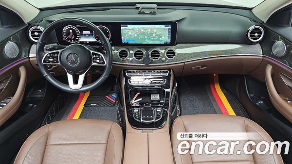 Mercedes-Benz E-Class 2020, фото 7