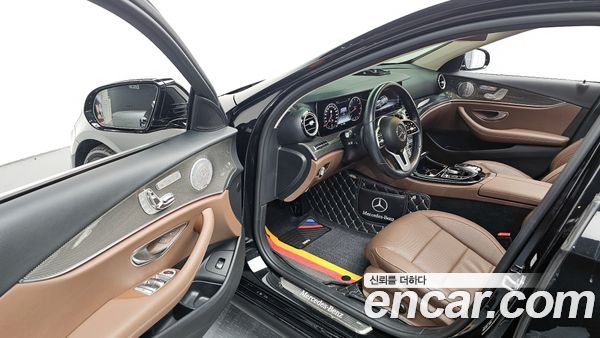 Mercedes-Benz E-Class 2020, фото 10