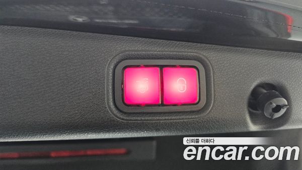 Mercedes-Benz E-Class 2020, фото 18