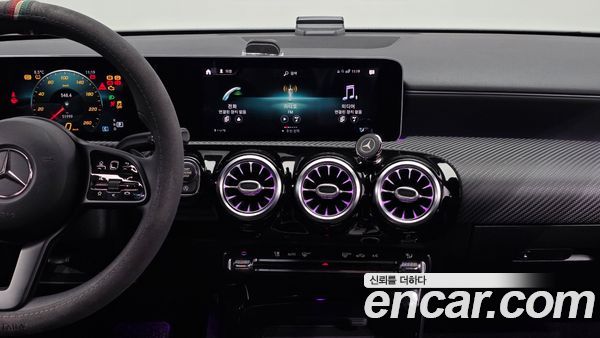 Mercedes-Benz A-Class 2020, фото 14