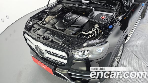 Mercedes-Benz GLS 2023, фото 6