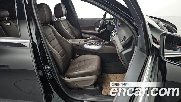 Mercedes-Benz GLS 2023, фото 12