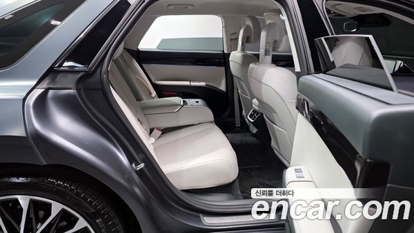 Hyundai Grandeur 2023, фото 11