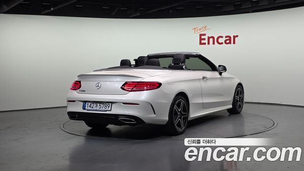 Mercedes-Benz C-Class 2023, фото 2