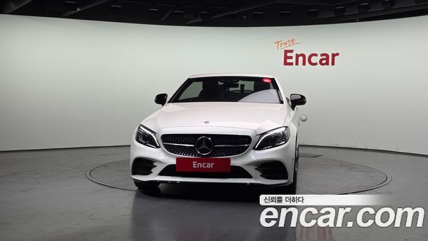Mercedes-Benz C-Class 2023, фото 3
