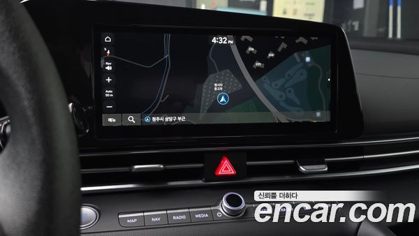 Hyundai Elantra 2022, фото 14