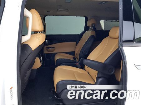 Kia Carnival 2021, фото 9