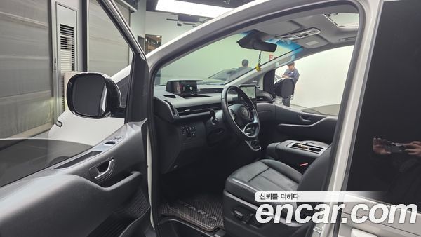Hyundai Staria 2025, фото 10