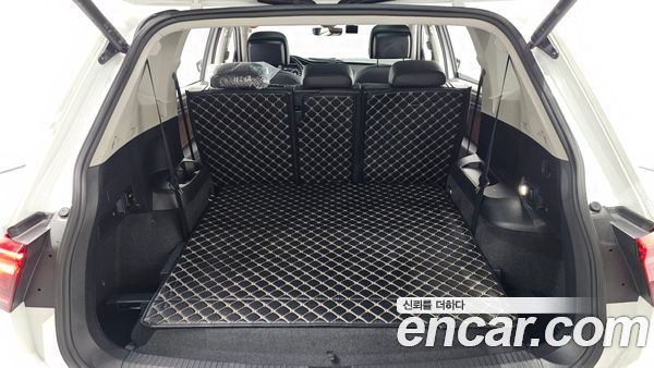 Volkswagen Tiguan 2023, фото 20