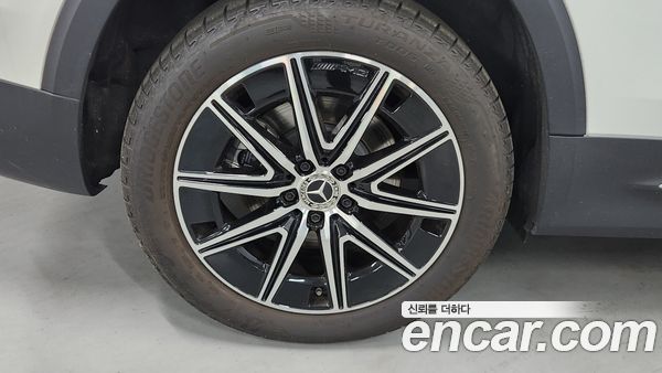 Mercedes-Benz EQB 2025, фото 5