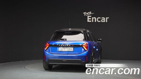 MINI 2025, фото 4