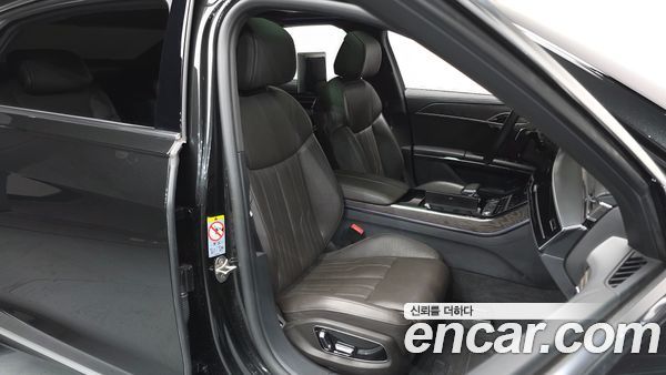 Audi A8 2023, фото 12