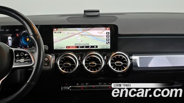 Mercedes-Benz GLB 2021, фото 14