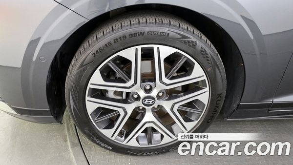 Hyundai Grandeur 2023, фото 5