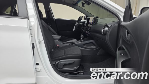 Hyundai Kona 2022, фото 11