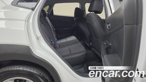 Hyundai Kona 2022, фото 12