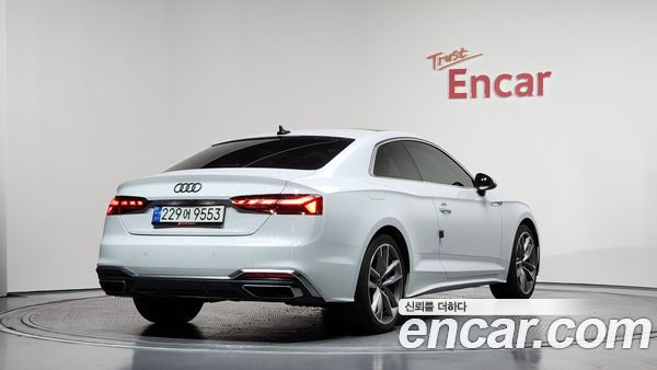 Audi A5 2022, фото 2