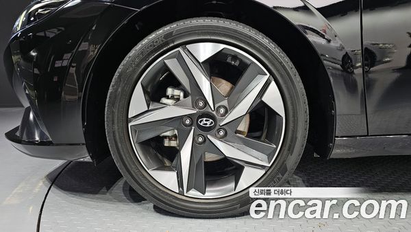 Hyundai Elantra 2021, фото 5