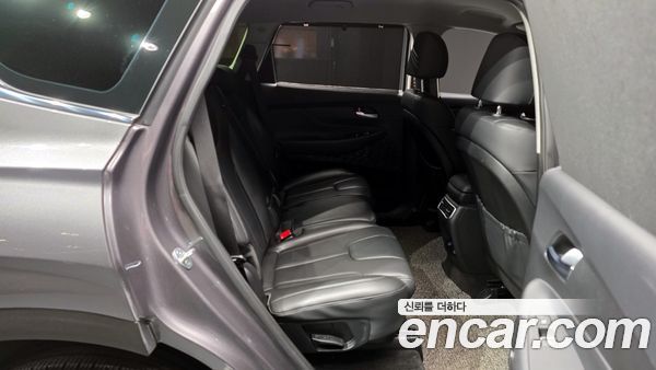 Hyundai Santa Fe 2021, фото 16