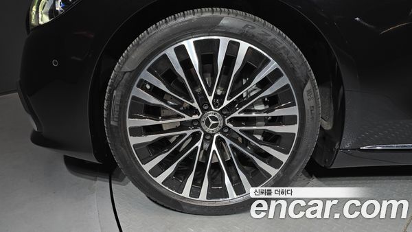 Mercedes-Benz S-Class 2023, фото 5