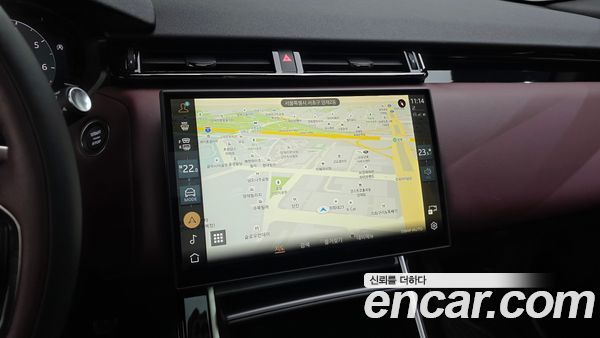 Land Rover Range Rover Velar 2025, фото 14