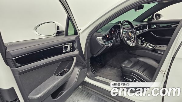 Porsche Panamera 2020, фото 10